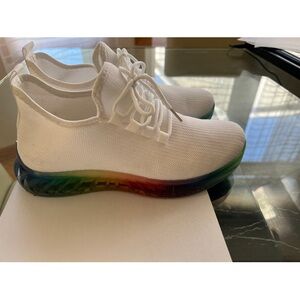 Epicstep Sneakers new size 9